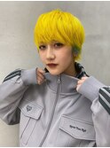 ショート×派手髪イエロー