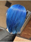 ブルー