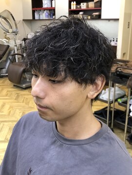 レボルトヘアー(R EVOLUT hair) ツイスパ/マッシュウルフ/ツイストスパイラル