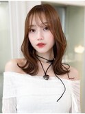 ・大人ガーリーダークアッシュミディアムレイヤー似合わせカット