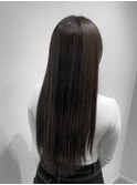 ダークグレージュ