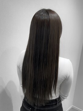 ダークグレージュ