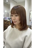 顔まわりレイヤー／ミデイアヘア／ベージュ／ブリーチなしカラー