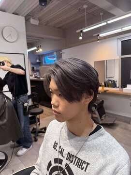 ロエメンズ(LOE men’s) リバースセンターパート/ニュアンスパーマ/ダウンバング