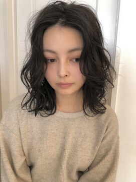 ロンドアベニール 北千住(Lond avenir) 【Lond avenir本田奈穂美】小顔/レイヤー／ひし形ミディ