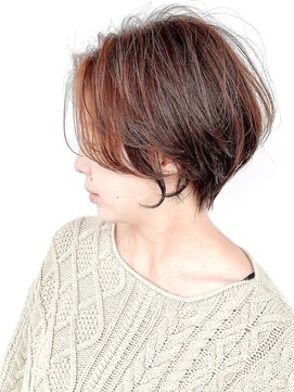 アイズ 本厚木(AIZU) ナチュラルショートボブ