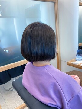  リュクスバトーバイトリコ 船橋南口店(Luxe BATEAU by tricot) 大人黒髪ボブ/20代30代40代