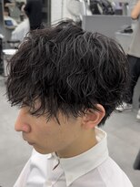 オーバルバイアピッシュ(OVARL by apish) 緩め縦落ち 無造作パーマ