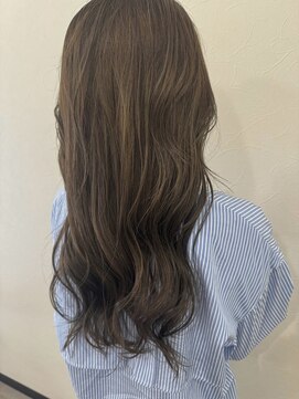 ミザルー(Misirlou) 外国風ハイライト/透明感グレージュ