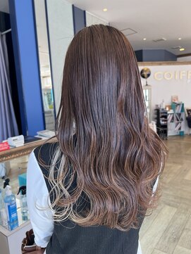 コワファースト 大分(COIFF1RST) インナーカラ―！白っぽいベージュ