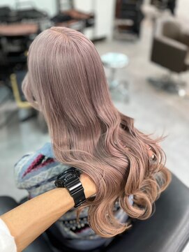 ベレーザ 渋谷(BELEZA) 7040シルキーグレーベージュベビーピンク艶髪ハイトーンカラー