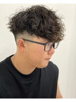 スペインカール　理容室　五反田　フェード