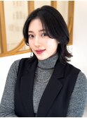 大人のくびれレイヤー外ハネミディアム×黒髪