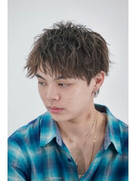 クロム トウキョウ ザ バーバーアルト 神保町店(CHROM TOKYO the Barber ALT) スパイキーショート/ツイストパーマ/シェービング