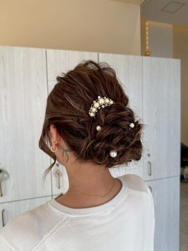 ビーグレイス シモエド店 おしゃれシニヨン×20代人気