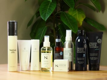 カフネ バイ カリス(CAFUNE by Charis)の写真/厳選した薬剤を使用◎低刺激・ダメージレスで頭皮や髪に優しい施術が人気。白髪染めや敏感肌にもおすすめ。