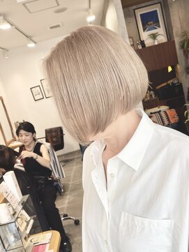 ビーチ(BEACH) 暖色系ハイトーンベージュ