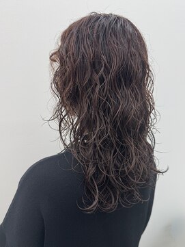 アニー 松戸(ANNI) スパイキー/スペインカール/韓国マッシュ/ブルーブラック