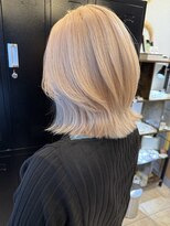 オリノ(olino)&nbsp;透明感ミルクティーベージュボブ