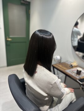 コル 市川(cor) 艶髪矯正(縮毛矯正/ストレート)×ダークアッシュ