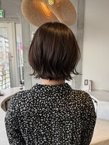 ロエ(loe) 春のこっくりココアベージュ×レイヤーボブ