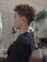 ソーレ(sole)&nbsp;スパイキーショート　ブリーチカラー　メンズショート