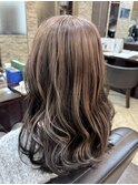 アンブレラカラーでピンクベージュ/池袋インナーカラー
