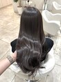 ザックラフィネ(ZACC raffine)&nbsp;髪を美しく見せる 艶感たっぷりのグレージュカラー