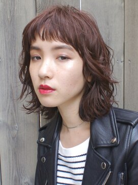 ソワネ 表参道(soigne) 大人女子の艶髪ショートバングハッシュカット