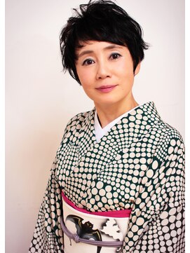 クルー(Creww KYOTO) 【四条烏丸】アクティブな大人のショート