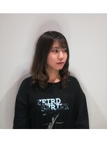 シュール センター南(SURREAL)&nbsp;バレイヤージュ風のグラデーションカラー