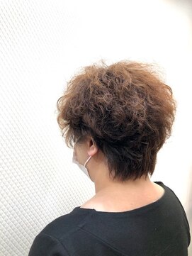 クオリス 上福岡店(QUALIS) ショート/ショートグラ/無造作パーマ/デジタルパーマ/40代50代