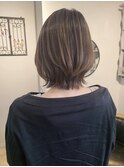 透明感あるレイヤーボブ
