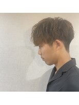 エモ(emo.) 刈り上げマッシュ