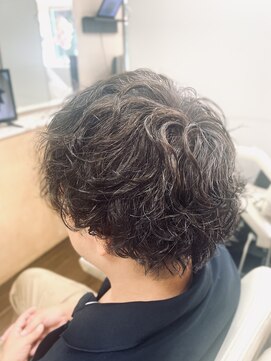 イワサ理容室 ボリュームupのマッシュパーマ&アッシュカラーリング