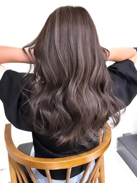 リティー バイ ジルブラン(Lity by JILBLAN) レイヤーカット/ハイライトカラー/イルミナカラー[鹿児島中央駅]