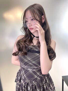 リリー(Lilley) マロンベージュ×小顔レイヤー×韓国風巻き×髪質改善