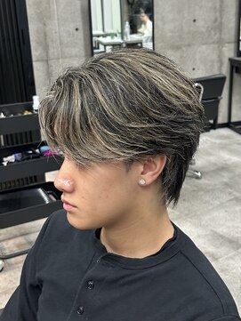 イーラ(era) ハイライトセンターパートウルフ