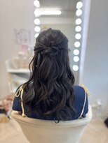 エメティ(Aimerty)&nbsp;ハーフアップ♪