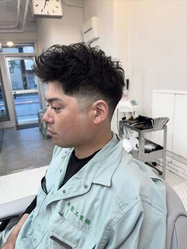 サワーズ(Barber SAWAS) スキンフェード