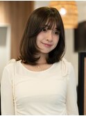 ワンカールで決まるミディアレイヤー＊顔周りレイヤー小顔カット