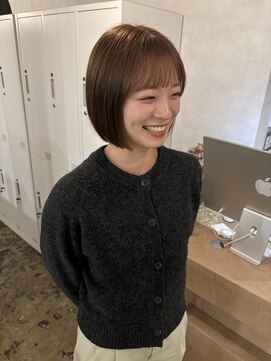 ユッカ 梅田(YUCCA) 【 YUCCA 】大人可愛い20代30代/ミニボブ/オリーブベージュ