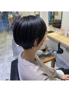 リタ(rita.) 耳周りスッキリショート◎荻原圭介