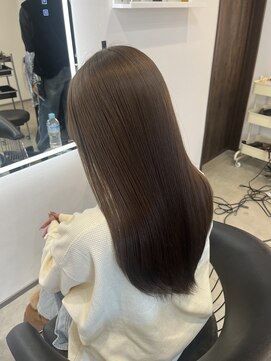 クオン 伊勢崎(QUON.) ブリーチなしオリーブアッシュ