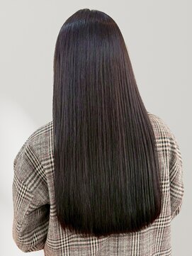 ヘアーメイク グロー(hair make grow) 髪質改善 ダークブラウン 縮毛矯正 ロング 20代 30代 艶髪