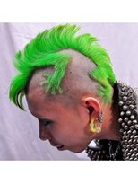 ミミック (mimic)&nbsp;「見て見てお母さん！頭にトカゲが乗ってる人おる！！」ヘアー