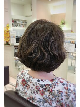 クール ヘアー ギャラリー 神明町店(COOL Hair gallery) ナチュラルにエアウェーブボブ