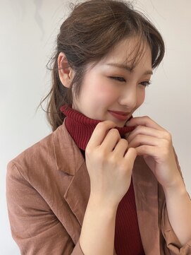 ユルフ(yulf) ニット×uka×ポニーテール[津市/久居/津駅/久居駅]