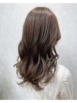 シアン(CYAN) シアーベージュ