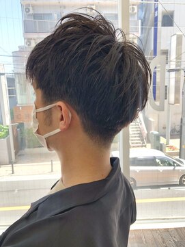 ヘッズ 本八幡店(HEADS) MEN'S HAIR  センターパート　ツイストスパイラル　韓国マッシュ